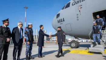 Avioni ushtarak i Katarit me 104 persona në bord përplaset me dritat e aeroportit të Milanos