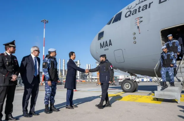Avioni ushtarak i Katarit me 104 persona në bord përplaset me dritat e aeroportit të Milanos