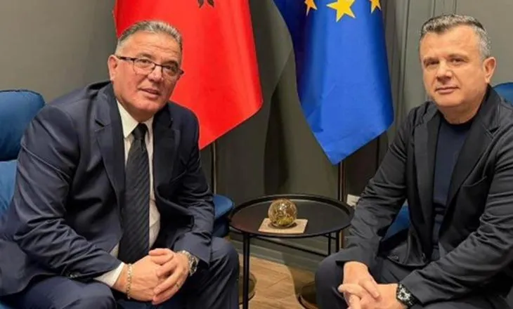 Balla me drejtuesin e Shoqatës ”Ardhmëria” në Britani: Gjuha shqipe mësim për 1300 nxënës