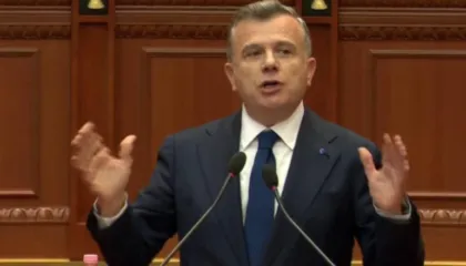 Balla: Nuk tërhiqemi derisa të zbardhet “21 janari”, Berisha dha urdhër të qëllohet