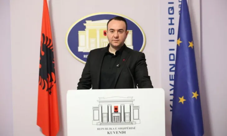 Balliu: Vendi ndodhet në rrezik, të ngrihemi kundër kësaj qeverie të korruptuar dhe hajdutësh