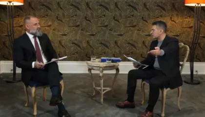 ‘Balluku, AKSHI … / Ahmetaj zbulon në ‘Çim Peka LIVE’: Këto janë 4 depozitat e parave të Edi Ramës, prandaj i mbron