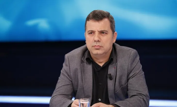 “Balluku po mban peng drejtësinë”, Abilekaj shpërthen ashpër: Qeveria vjedh votën, mbyt drejtësinë dhe mbron..