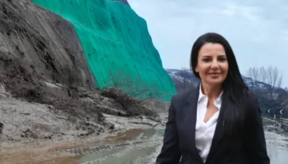 Banka Botërore i jep ‘shuplakë’ Ballukut: Miliona euro shpenzime, por rrugë pa cilësi