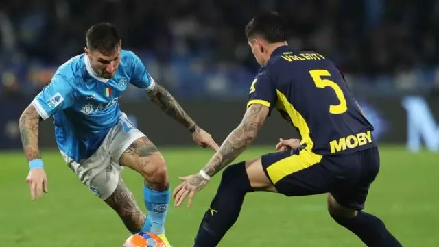 Barazimi i parë ndaj Parmës pas 26 vitesh, Napoli harron si fitohet në Serinë A