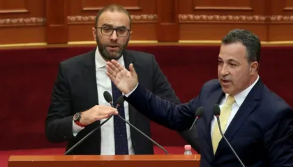 Bardhi thirrje për dorëzimin e Ballukut/ Peleshi: Po si nuk u lodhe o burrë
