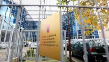 Bashkëpunëtor në vrasjen e dy vëllezërve, GJKKO lë në burg 37-vjeçarin që u ekstradua nga Zvicra