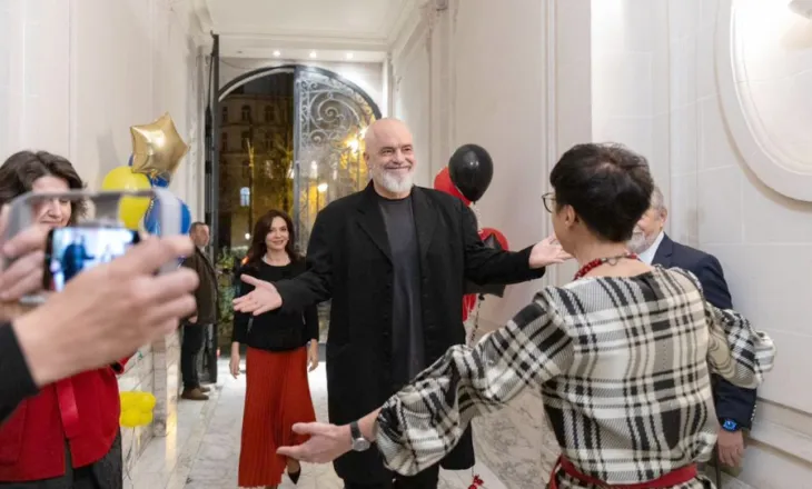 BE ndëshkon sërish Shqipërinë, pas bujqësisë pezullohen fondet për axhendën dixhitale, shkak afera korruptive dhe…