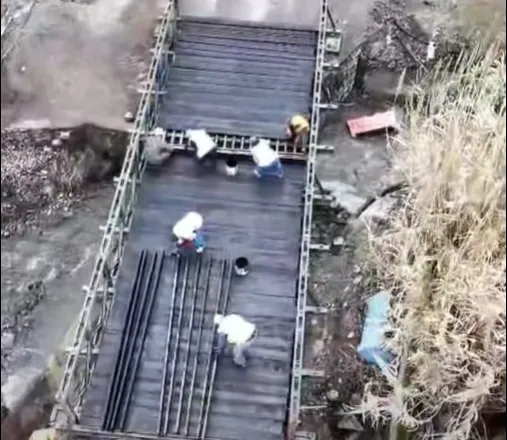 Beci poston videon: Drejt përfundimit vendosja e urës së re të hekurt në Bleran të Shkodrës