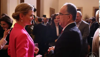 Begaj përshëndet përfaqësuesit e Trupit Diplomatik në Shqipëri, mesazh të veçantë edhe për diasporën