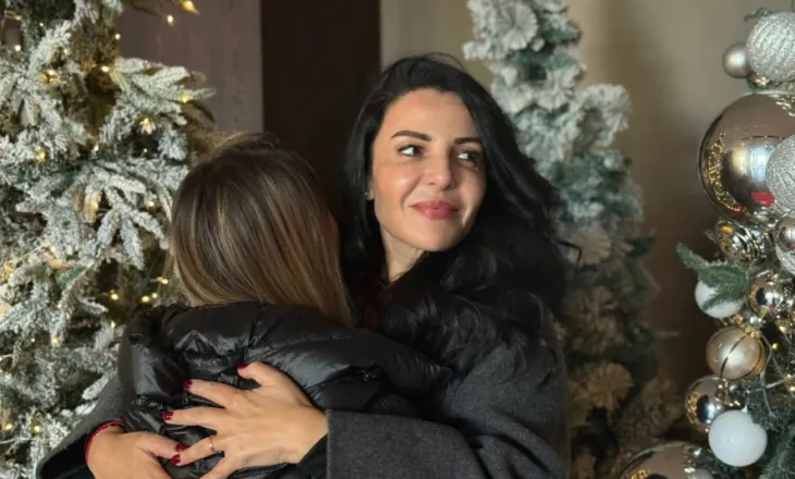 Belinda Balluku uron shqiptarët: Vit të paqtë, me ditë plot diell