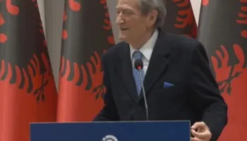 ‘Belindën e bën kalë beteje’/ Berisha: Merren peng biznesmenë, Linda e Surrelit mbron vjedhjet e bashkëshortit