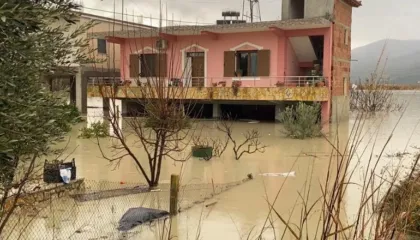 Berati nën ujë, 95 hektarë tokë bujqësore dhe 15 banesa të përmbytura