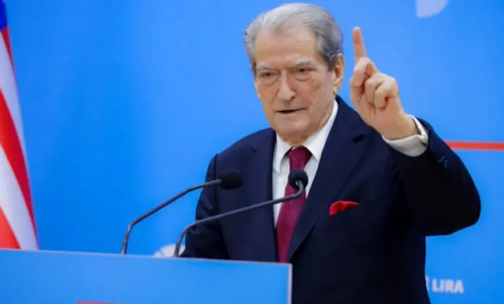 Berisha: 42 milionë eurot e dhëna për mbrojtjen e Durrësit nga përmbytjet janë vjedhur!