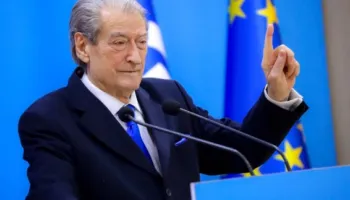 Berisha: E enjtja, ishte dita më e turpshme në historinë e Kushtetutës, tani çdo gjë duhet të përfundojë tek këmbët…