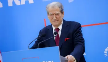 Berisha: Edi Rama nuk është më kryeministër, por një kapobandë! Agasi kishte vjedhur të dhënat e shqiptarëve për qëllimet e familjes Rama