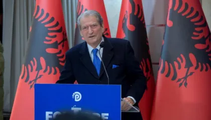 Berisha “foltore” në Tiranë: Diktaturat si kjo e Ramës zgjedhjet i kanë farsë