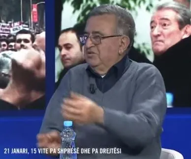 ‘Berisha ka bërë shumë gafa’, Klosi: Kush e kishte zotësinë për të dhënë urdhër që të qëllohej më 21 janar përveç tij?