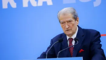 Berisha: Këshilli i Mandateve i hoqi sot mandatin Lubisë, mbledhja ishte plotësisht e vlefshme!