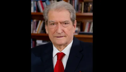 Berisha: Kryengritësit iranianë drejt fitores mbi diktaturën teokratike të Teheranit