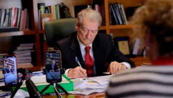 Berisha: Mbështetja ndërkombëtare për opozitën shqiptare një thirrje për revoltë kundër narko-regjimit