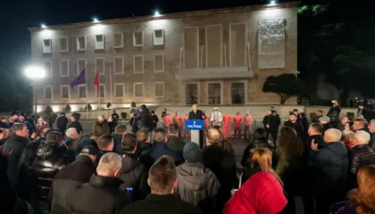 Berisha: Me 24 janar, sheshet dhe rrugët e kryeqytetit do shndërrohen në tmerrin e regjimit