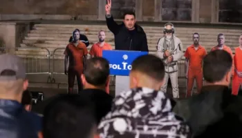 Berisha mungon në foltoren e PD, Këlliçi: Dhuna në protestën e 24 janarit me vendim nga bunkeri i Surrelit