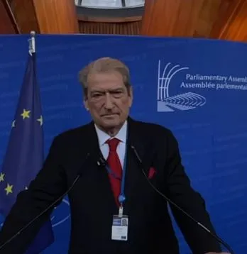 Berisha në Strasburg: Narkoshteti i Ramaduros rrezikon sigurinë e Europës!