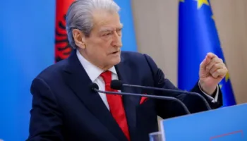 Berisha paralajmëron protestën më të madhe ndonjëherë në Tiranë: Nuk do t’i zhgënjejmë shqiptarët