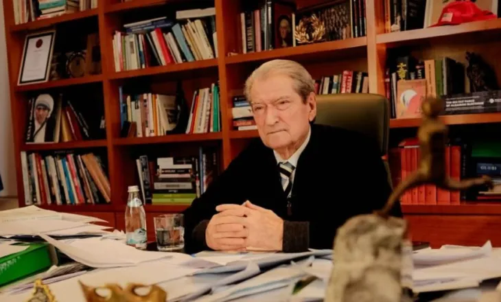 Berisha: Pasardhësit e bllokmenëve nuk pyesin për Shqipërinë tjetër, përveç Tiranës së karrigeve