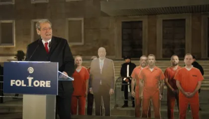 Berisha: Ramaduro i Venezuelës doli sot para gjyqit! Rrëzimi i diktatorëve është respekti më i madh për ligjin ndërkombëtar