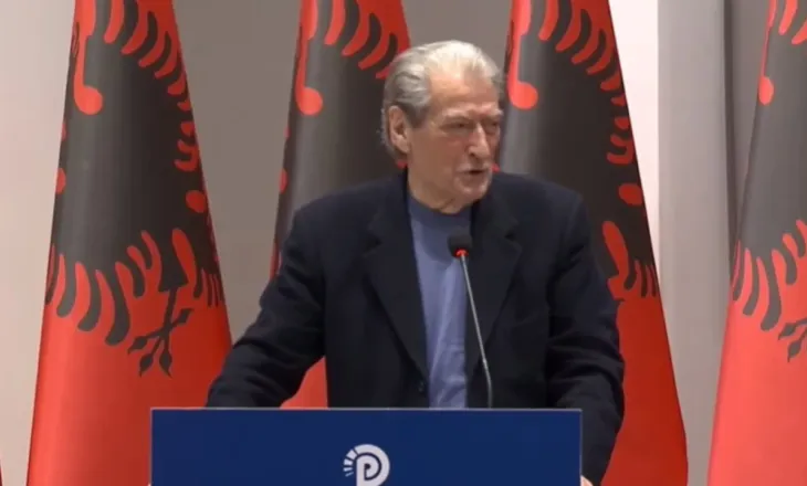 Berisha thirrje të rinjve një ditë para protestës kombëtare: Ngrihuni si në Beograd dhe Bangladesh, riktheni….