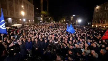 Berisha: Uragani i djeshëm e lebetiti Ramaduron dhe rilindjen e kalbur