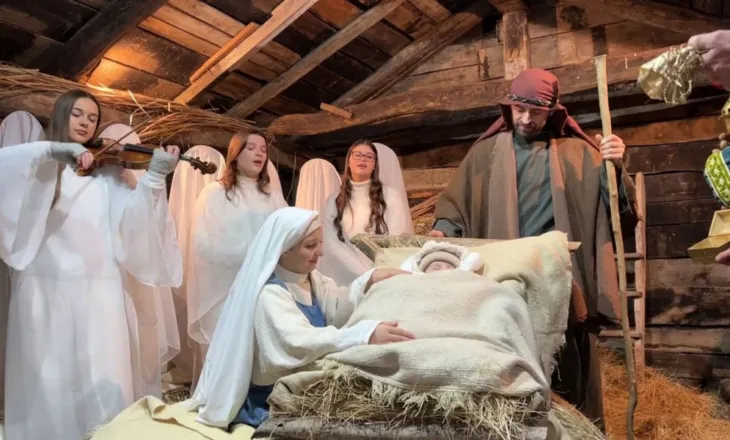 “Betlehemi i gjallë”/ Festa në fshatin Hajmel të Vaut të Dejës që mbledh mbi 30 mijë vizitorë