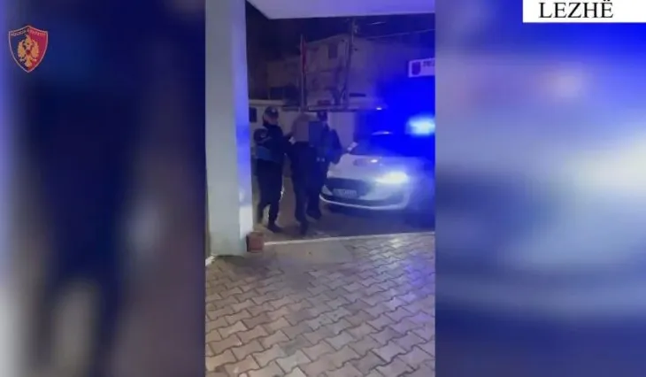Bie në prangat e policisë 30-vjeçari/ 11 grabitje me armë, dogji një makinë, kërcënoi dhe ish-vjehrrën