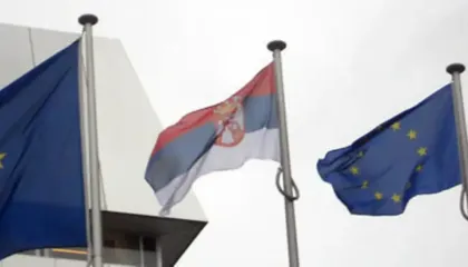 Bie përkrahja e serbëve për anëtarësimin në BE