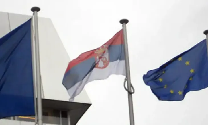 Bie përkrahja e serbëve për anëtarësimin në BE