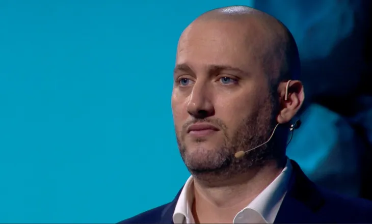 Binaj ngre tonet pas paralizës së vendit: Futen në punë të paaftët