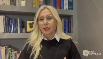 Binjakët fitojnë para, Bricjapi ‘rreshton’ sukseset/ Surprizat e yjeve për javën sipas Chrysanthi Kalogerit