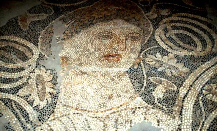 BIRN: Bukuroshja e Durrësit rikthehet në qytetin bregdetar pas 45 vitesh