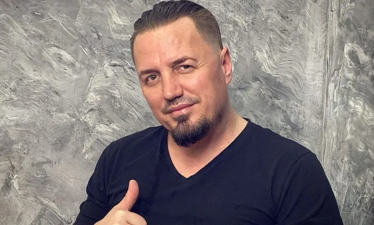 Blero kurorëzon sonte martesën e tij të tretë!