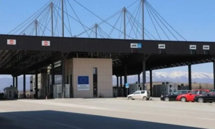 Bllokohen edhe kufijtë me Maqedoninë e Veriut, pritet kufizimi i lëvizjes së mallrave në hyrje dhe dalje të Shqipërisë