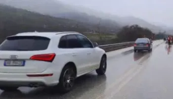 Bllokohet aksi Leskovik-Përmet