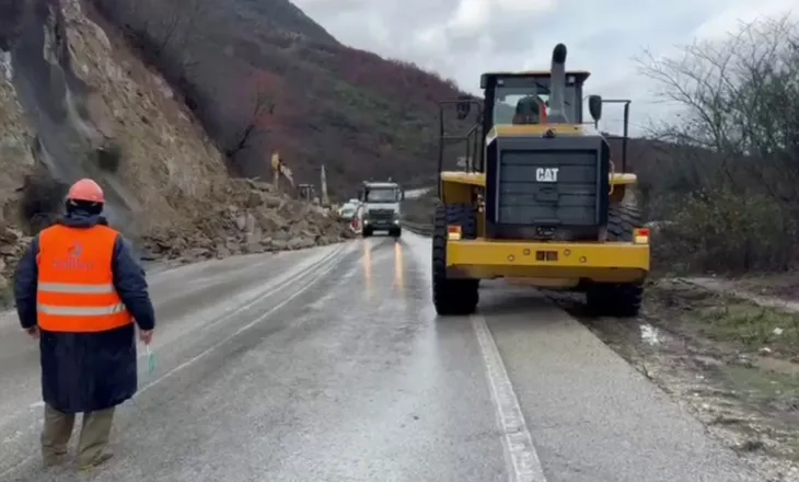 Bllokohet sërish rruga Gjirokastër-Tepelenë