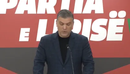 Blushi: Protesta tronditi narkoshtetin, kërkojmë Qeveri Teknike dhe zgjedhje të parakohshme