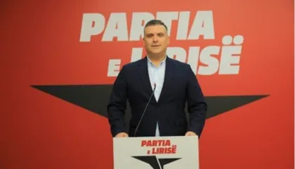 Blushi thërret qytetarët: Narko-regjimi do shkërmoqet nën këmbët e sovranit