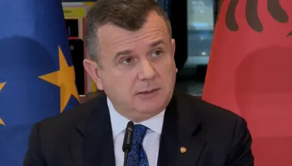 Bordi i Paqes/ Balla mesazh deputetëve: Bëhuni gati për procedurë të përshpejtuar…