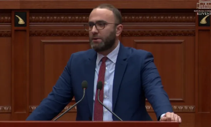 Bordi i Paqes në Kuvend/ Bardhi për Ramën: E quajti Trumpin ‘turpi i njerëzimit’, sot bën propagandë