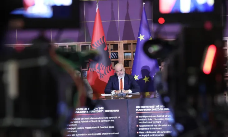 Bordi i Paqes, Rama tregon 3 gënjeshtrat