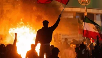 Britania mbyll ambasadën e saj në Teheran, njoftimi: Do funksionojë nga distanca përkohësisht